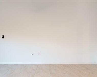 1908 Nw 26th Place - Photo Thumbnail 11
