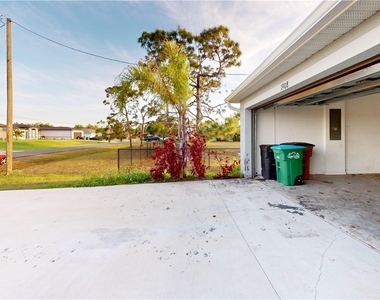 1908 Nw 26th Place - Photo Thumbnail 24