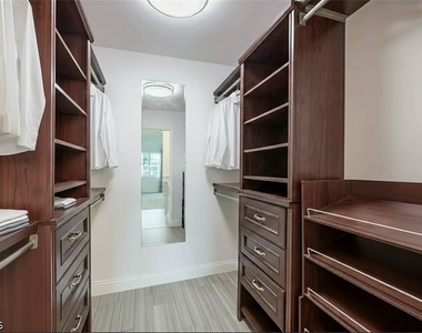 1087 Forest Lakes Drive - Photo Thumbnail 7