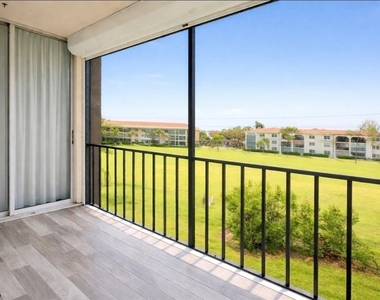 1087 Forest Lakes Drive - Photo Thumbnail 12