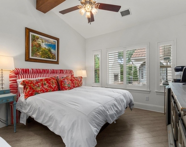 3930 Sundance Hill Lane - Photo Thumbnail 36