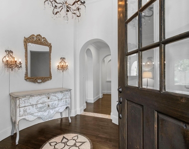 3930 Sundance Hill Lane - Photo Thumbnail 7