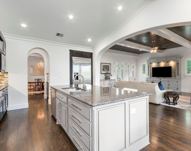 3930 Sundance Hill Lane - Photo Thumbnail 15