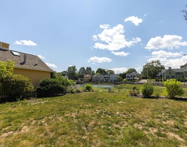18 Walden - Photo Thumbnail 35