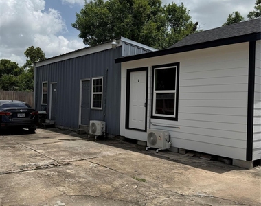 2909 King Street - Photo Thumbnail 6