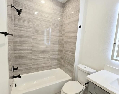 2618 Dennis Street - Photo Thumbnail 33
