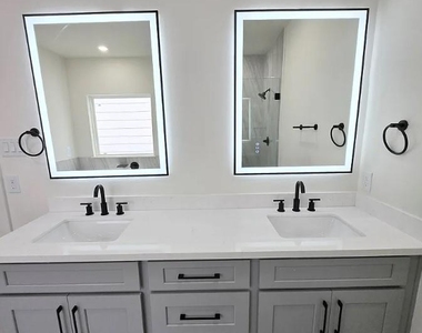 2618 Dennis Street - Photo Thumbnail 30
