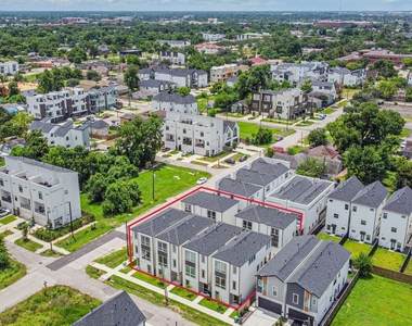 2618 Dennis Street - Photo Thumbnail 1