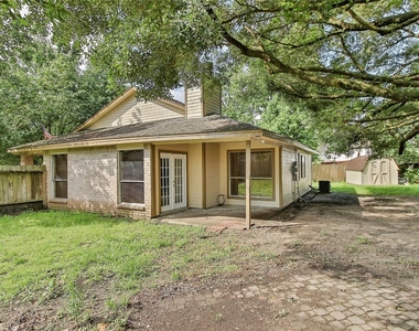 6903 Foxmont Lane - Photo Thumbnail 43