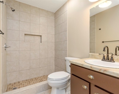 6903 Foxmont Lane - Photo Thumbnail 30