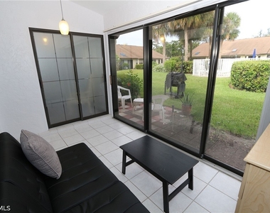 10805 Queen Anne Lane - Photo Thumbnail 19