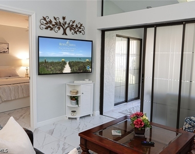 10805 Queen Anne Lane - Photo Thumbnail 7
