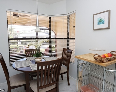10805 Queen Anne Lane - Photo Thumbnail 10