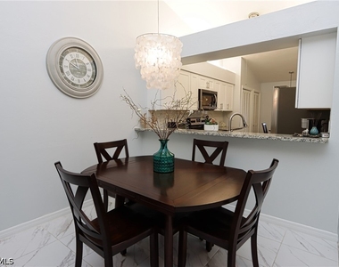 10805 Queen Anne Lane - Photo Thumbnail 18