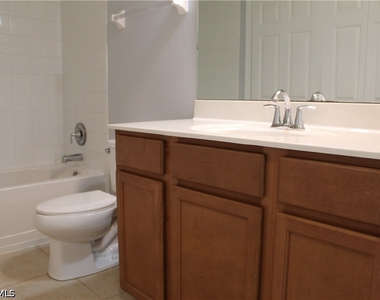 9076 Gervais Circle - Photo Thumbnail 13