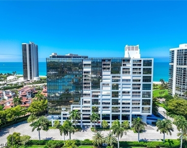 4751 Gulf Shore Boulevard N - Photo Thumbnail 1