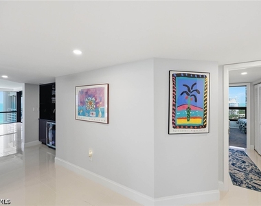 4751 Gulf Shore Boulevard N - Photo Thumbnail 19