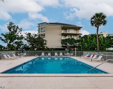 900 Collier Court - Photo Thumbnail 33