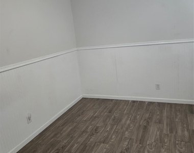 5550 N Braeswood Boulevard - Photo Thumbnail 6