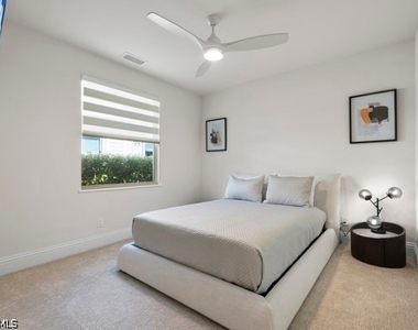 14362 Charthouse Circle - Photo Thumbnail 22