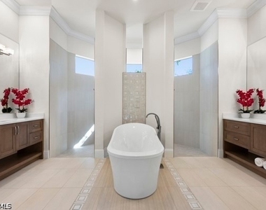 14362 Charthouse Circle - Photo Thumbnail 17