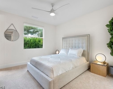 14362 Charthouse Circle - Photo Thumbnail 19