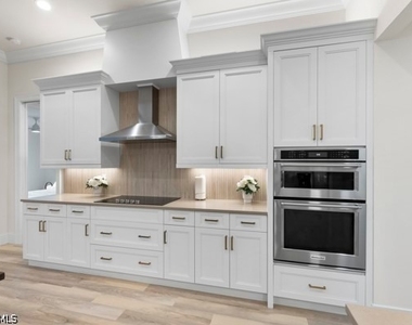14362 Charthouse Circle - Photo Thumbnail 10