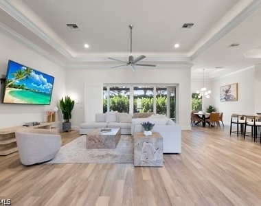 14362 Charthouse Circle - Photo Thumbnail 13