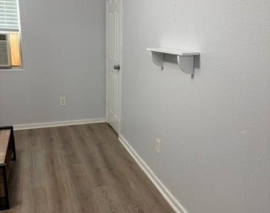 6734 Burkett Street - Photo Thumbnail 6