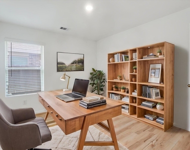 7814 Switchgrass Creek Dr - Photo Thumbnail 1