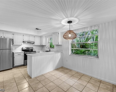 3200 Binnacle Drive - Photo Thumbnail 6