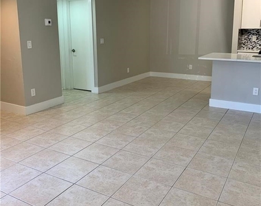 116 Santa Clara Drive - Photo Thumbnail 4