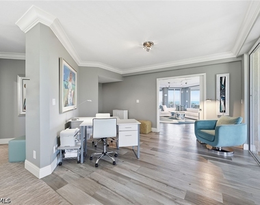 8111 Bay Colony Drive - Photo Thumbnail 18