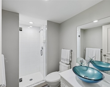 8111 Bay Colony Drive - Photo Thumbnail 28