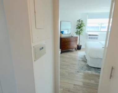 490 2nd Avenue - Photo Thumbnail 9