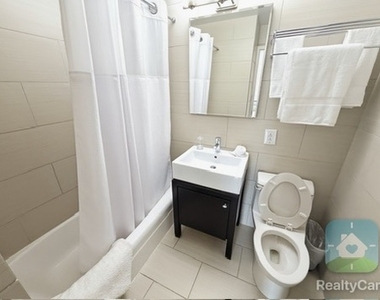 490 2nd Avenue - Photo Thumbnail 1