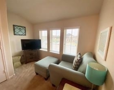 3947 Amalfi Shores Court - Photo Thumbnail 7