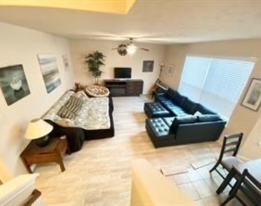 3947 Amalfi Shores Court - Photo Thumbnail 18