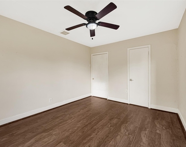 7526 Bywood Street - Photo Thumbnail 12