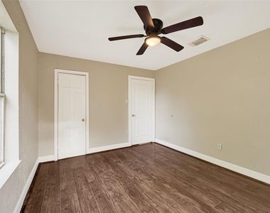 7526 Bywood Street - Photo Thumbnail 14