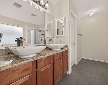 6619 Wellington Meadows Drive - Photo Thumbnail 29