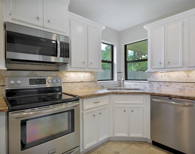 710 W Rollingwood - Photo Thumbnail 10