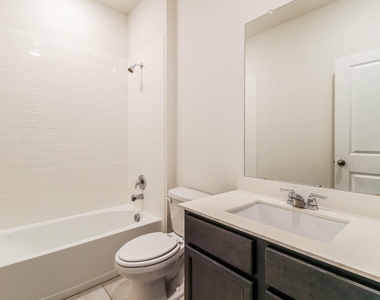 3124 Glazner Drive - Photo Thumbnail 9