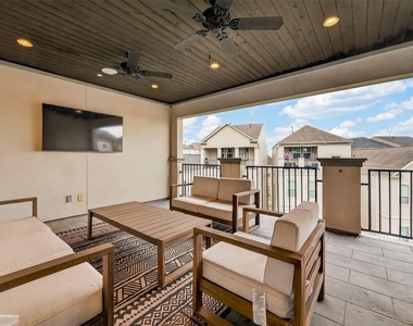 855 Dunleigh Meadows Lane - Photo Thumbnail 30