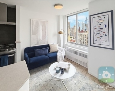 490 2nd Avenue - Photo Thumbnail 4