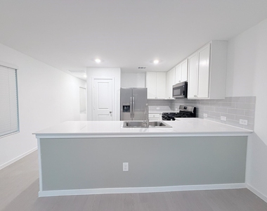 945 Pertuso Lane - Photo Thumbnail 1
