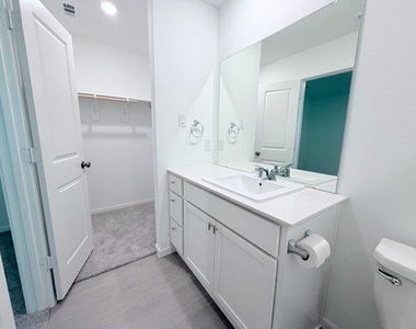 945 Pertuso Lane - Photo Thumbnail 9