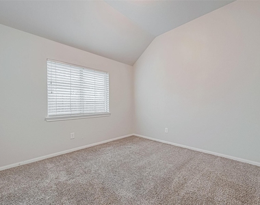 31118 Gulf Cypress Lane - Photo Thumbnail 20
