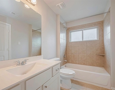 31118 Gulf Cypress Lane - Photo Thumbnail 19
