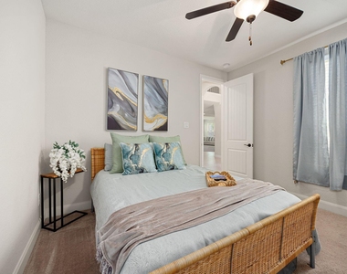 9338 Taylor Cliff Lane - Photo Thumbnail 31